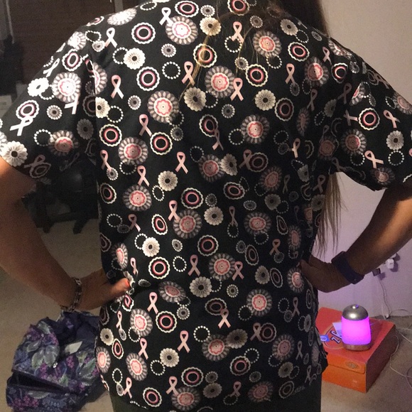 Scrub top - Picture 2 of 2